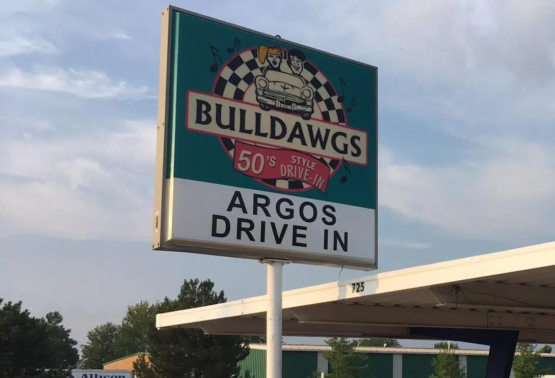 Bulldawgs Argos Drive-In | Cafes, Delis, and Sweets | Marshall County Tourism